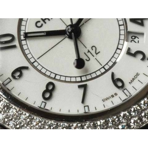 【現品限り】CHANEL（シャネル） 腕時計 J12 33mm ホワイトセラミック H1420 レディースウォッチ【中古A】