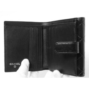 【現品限り】CHANEL(シャネル) ダブルホック エナメル ブラック 【新品同様】