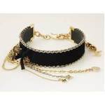【現品限り】LOUIS VUITTON(ルイ ヴィトン) チョーカー チェーン ベロア 【中古A】の詳細ページへ
