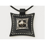 【現品限り】HERMES（エルメス） チョーカー カーフ 黒 【中古AB】の詳細ページへ