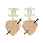【現品限り】CHANEL（シャネル） ピアス ハート／ココ フェイクパール 10P 【未使用】の詳細ページへ
