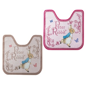 ピーターラビット　シェニールトイレマット60&times;60cm　ピンク
