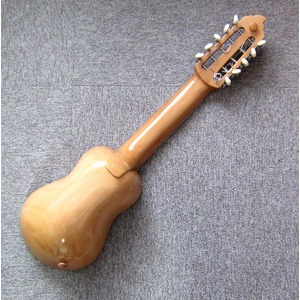 【CHARANGO PRO QUISPE】民族楽器、ボリビア製 キスペ制作のチャランゴ プロ用★ソフトケース付