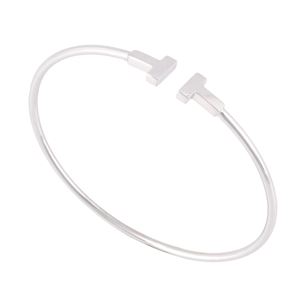 Tiffany��CO �i�e�B�t�@�j�[�j 33867239 Tiffany T �i���[ ���C���[ �u���X���b�g �X���[�� 18KWG �o���O��