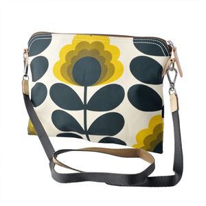 Orla Kiely (オーラカイリー) 17SESFS136 Sunshine ショルダーストラップ付 トラベルポーチ バッグ クロスボディ SUMMER FROWER STEM Travel Pouch