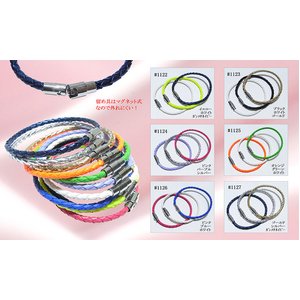 装着簡単♪編込みメッシュブレスレット【3本セット】/ゴールド＆シルバー＆ブラック