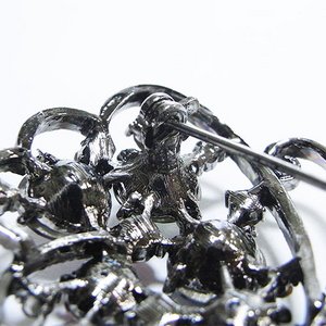 ヨーロピアンバタフライブローチ/ブラック