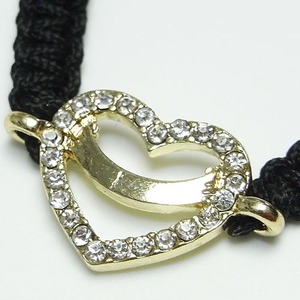 ハートチャーム細編みコードブレス（ブルー）