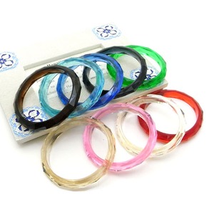 クールなアクリルバングル(スリム・シャンパン)