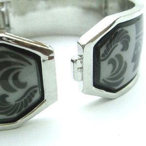 陶器(エマイユ)使いのセパレートバングル/ブルーパターン