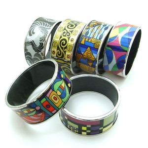 陶器(エマイユ)使いのワイドバングル/古代人