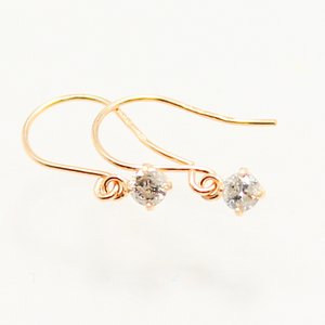 10金ピンクゴールド0.1ctダイヤモンドピアス ショートフックピアス