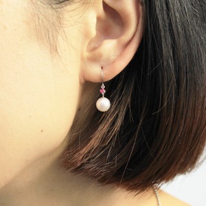プラチナ　7mmあこや真珠 ルビー  フックピアス　パールピアス