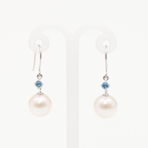 プラチナ　7mmあこや真珠 ブルートパーズ フックピアス　パールピアス