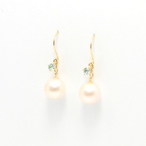 18金 イエローゴールド　7mm珠 アコヤ本真珠　ブルートパーズ　フックピアス　パール　誕生石