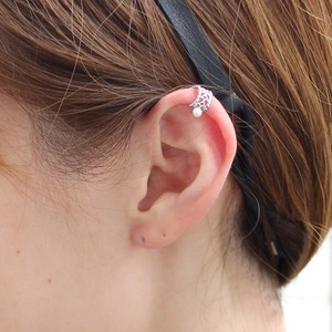 10金ホワイトゴールド パール イヤーカフ