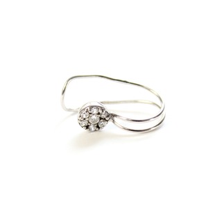 10金ホワイトゴールド 7ストーンダイヤモンド イヤーカフ