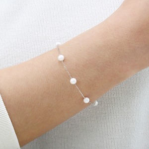 プラチナ アコヤ真珠 ステーションブレスレット