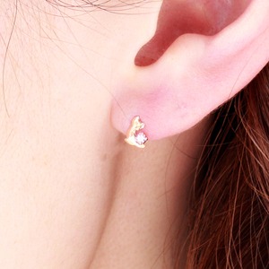 ピンクゴールド ネコ ロードライトカラー cz(キュービックジルコニア) スタッド ピアス