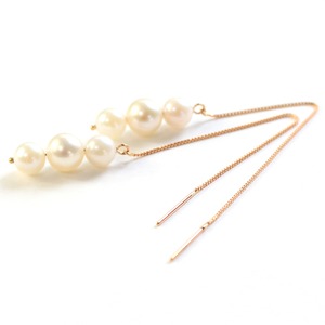 18金ピンクゴールド アコヤ真珠 スリーストーン チェーンピアス