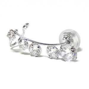 ピアス 高品質キュービックジルコニア K10 ホワイトゴールド イヤーカフ 右耳用 ラインピアス シリコン製ダブルロックキャッチ