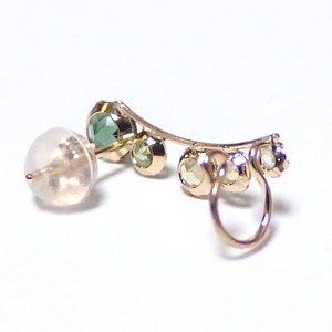 ピアス グリーンクォーツ ペリドット ハニークォーツ ホワイトトパーズ K10 イエローゴールド イヤーカフ 右耳用 ラインピアス シリコン製ダブルロックキャッチ