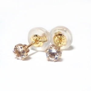 ピアス アクマリン K18 イエローゴールド 3月 誕生石 シリコン製ダブルロックキャッチ