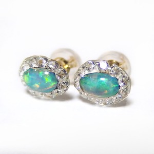 ピアス シンセティック ブラックオパール キュービックジルコニア K18 イエローゴールド シリコン製ダブルロックキャッチ