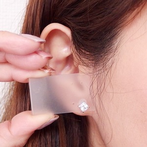 ピアス キュービックジルコニア プラチナ Pt900 4mm スクエア 高品質 シリコン製ダブルロックキャッチ仕様 一粒留ピアス キュービックジルコニア プラチナ Pt900 5mm スクエア 高品質 シリコン製ダブルロックキャッチ仕様 一粒留