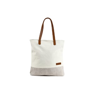 A4�T�C�Y�Ή���L�����o�X���n�ŏ�v�ȃg�[�g�o�b�O�I�S8�F �I�t�z���C�g T-00104088