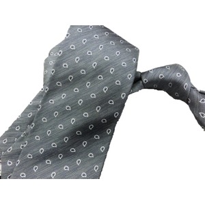 掘り出し物　新春モデル　日本製シルク100％ネクタイ　シルバーグレー×ペイズリー 