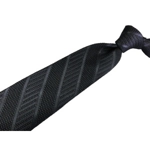 日本製シルク100％ネクタイ　ブラック×ストライプ