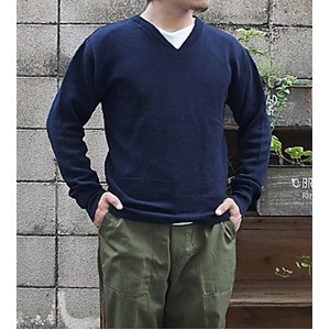 スウェーデン軍放出ウールマリンVネツクセーター　ネイビー【中古】　《2（M相当）》