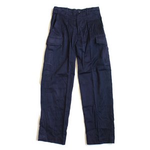 イギリス軍放出 ＮＡＶYカーゴパンツ PP076UN ネイビー 76サイズ 【中古】