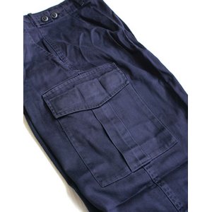 イギリス軍放出 ＮＡＶYカーゴパンツ PP076UN ネイビー 72サイズ 【中古】