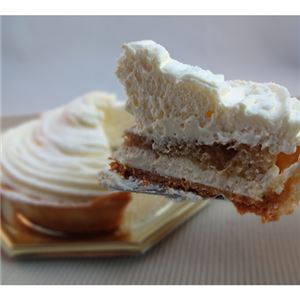 白いティラミス 3台 (直径約12cm)