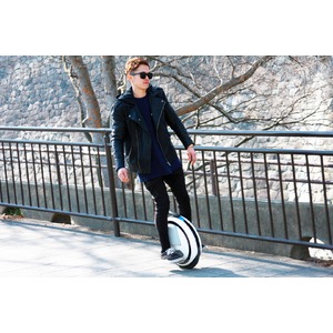 【国内正規品】Ninebot ONE ナインボットワン一輪車 ホワイト