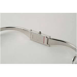 【GUCCI：グッチ】1500R YA015555 1Pダイヤ レディースウォッチ（ブラック文字盤）