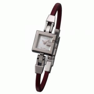 ��GUCCI�����å���102R YA102503����ǥ����������å�(�ۥ磻�ȥ�����ʸ���סߥ�������åɥ쥶���٥��)