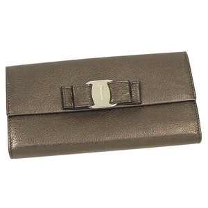Salvatore Ferragamo(サルヴァトーレ フェラガモ) VARA VITELLO22A366 BRONZ 長札入れ