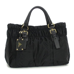  PRADA�i�v���_�j 