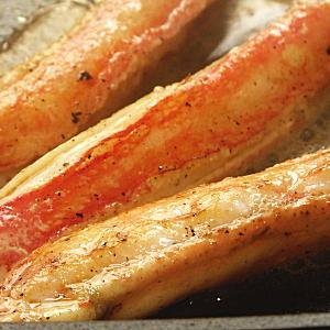 【12時までのご注文なら当日出荷!お歳暮用 内のし付き(名入れ不可)】半殻カット済みカニしゃぶ500g前後(20本前後)