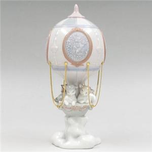 Lladro(リヤドロ)人形 雲をかき分けて 6522