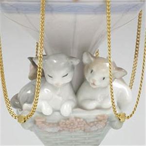 Lladro(リヤドロ)人形 雲をかき分けて 6522