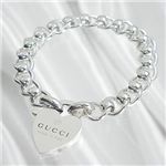 Gucci (グッチ) 181339 J8400 8106ブレスハート 19 SI