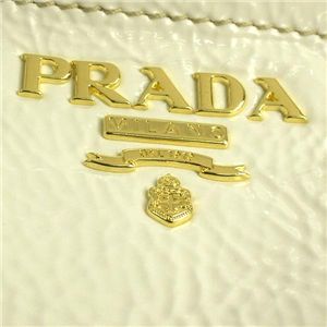 PRADA（プラダ） ショルダーバッグ BR4083 NAPLAK SH ホワイト