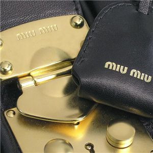 MIUMIUi~E~Ej{XgobO RN0555 MATELASSE ubN