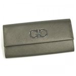 Ferragamo（フェラガモ） 長財布 GANCINI ICONA VITELL 227121 411094 シルバー H10×W19×D2.5
