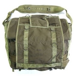 チェコ軍放出 パラシュートショルダーバック リメイク オリーブ 【中古】