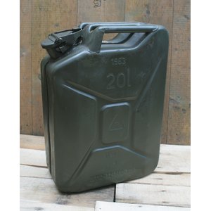 ドイツ軍放出　BWガソリン缶　BX069UN　20L　【中古】